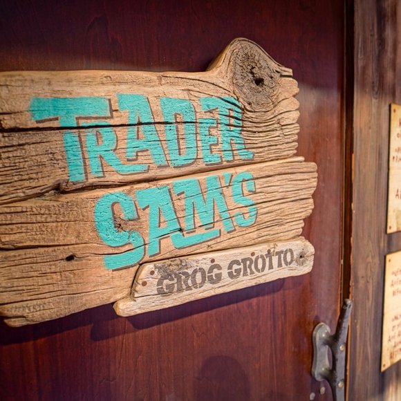 DISNEY -Trader Sam’s Grog Grotto – 2nd Edition - Krakatoa - Picture 12 of 13